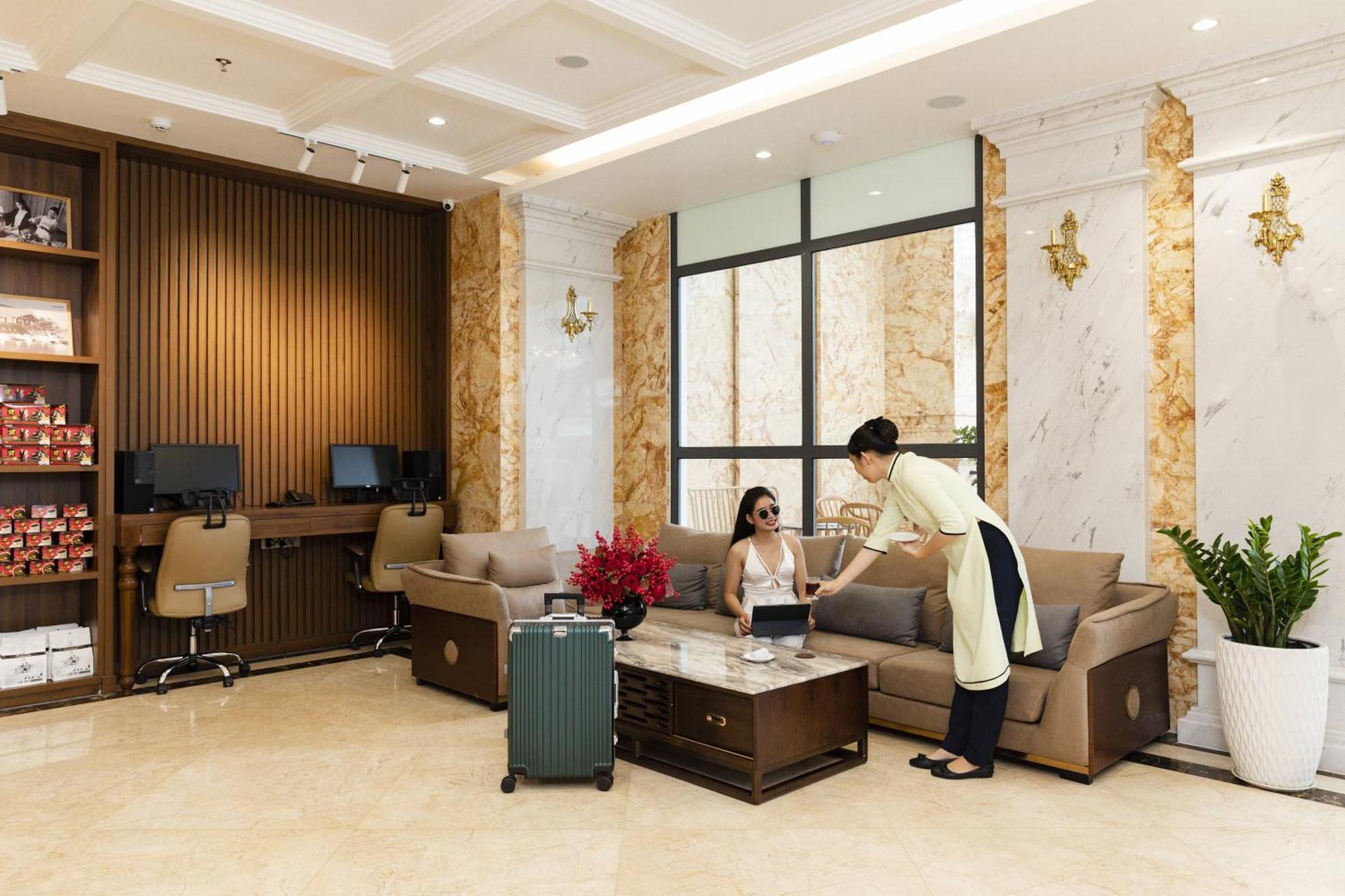 Daphovina Hotel Nha Trang Exterior photo