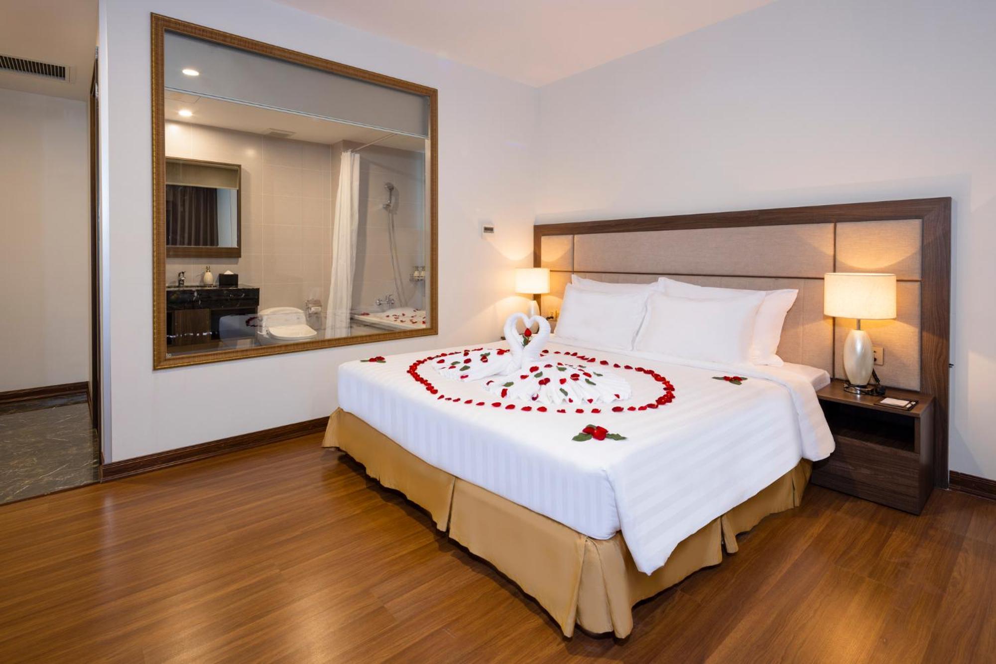 Daphovina Hotel Nha Trang Exterior photo